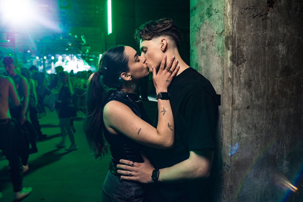 Loading... just a sec